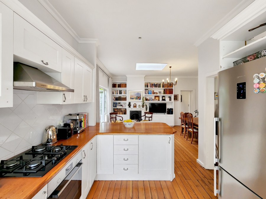 2 Bedroom Property for Sale in Newlands Western Cape